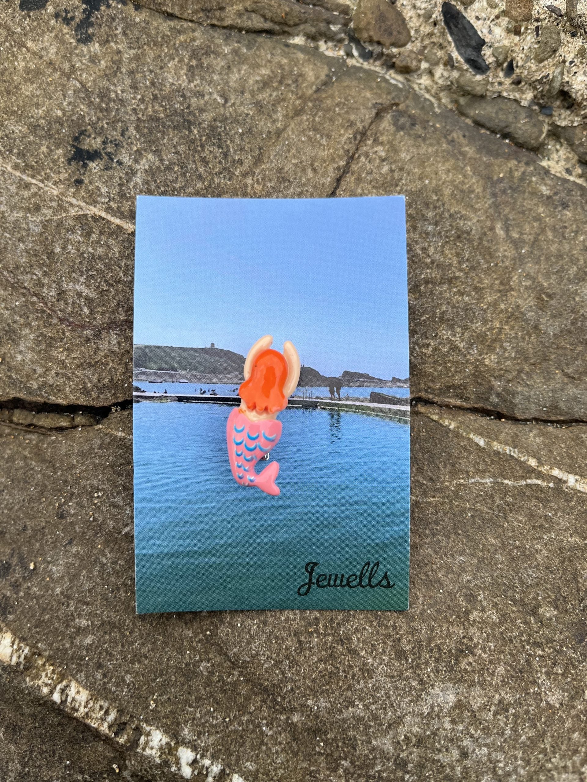 Badge Swimmer image 2