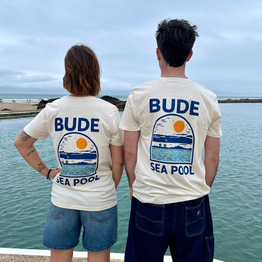 Exclusive Jenn Alexander Bude Sea Pool Design T-Shirt
