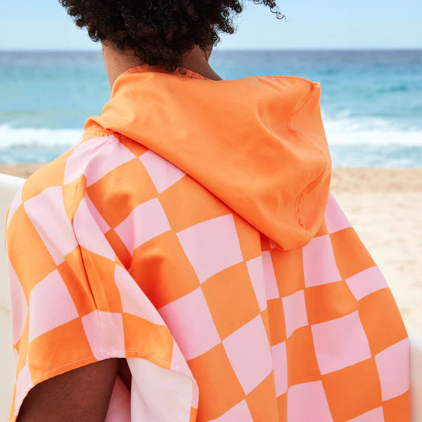 Poncho Adult Dock and Bay - Checkmate, Large image